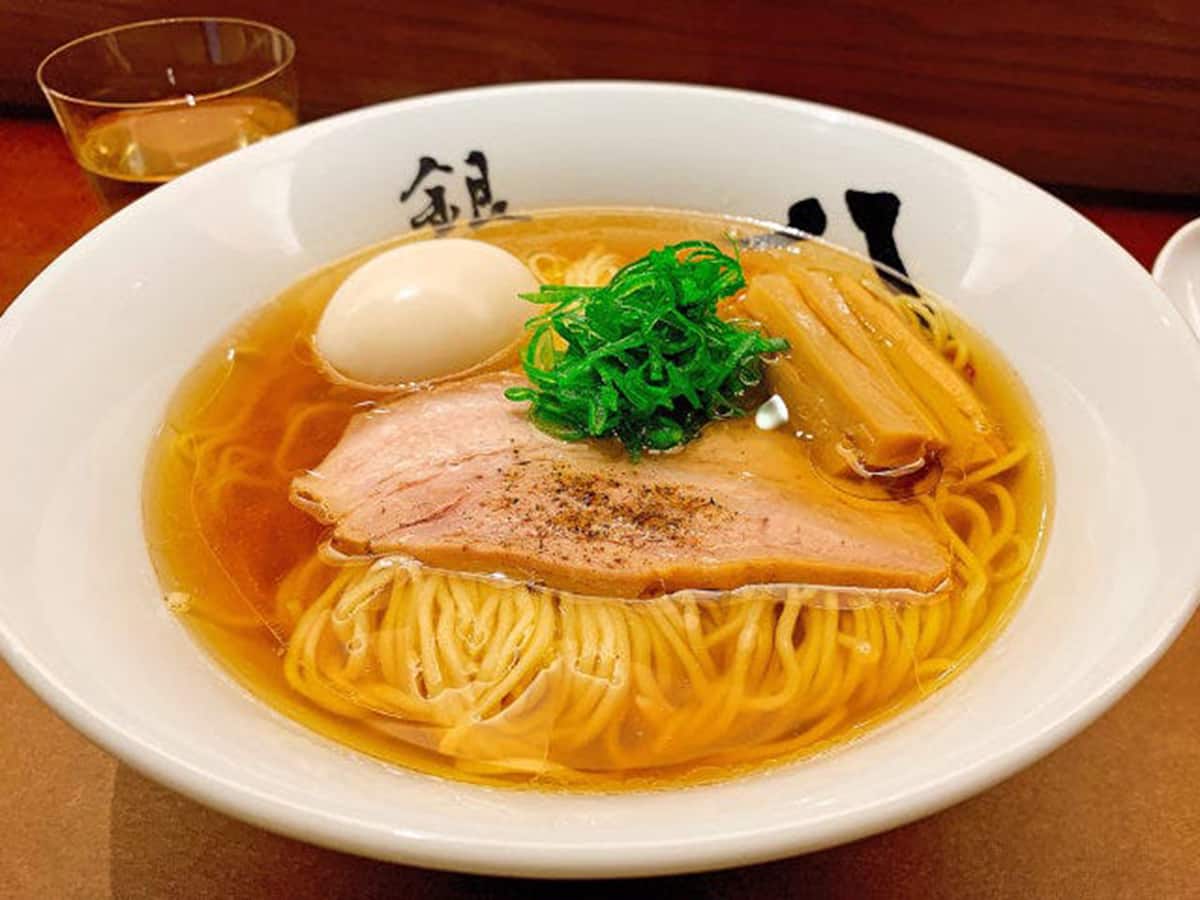 フレンチの技法を駆使した淡麗ラーメン|銀座 八五