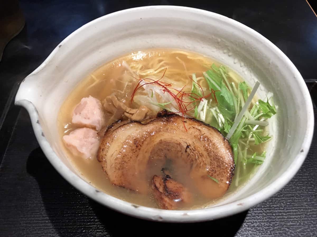 和食の技法で味わいを引き出す一杯|麺処 銀笹 